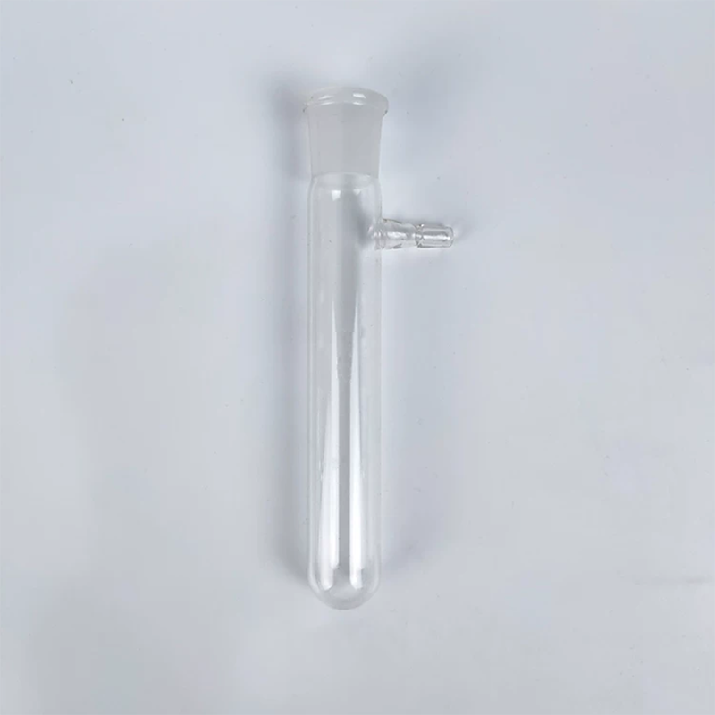 Lab Equipment - 1個入り。ノズル付きの実験器具用アクセサリー、受液管。