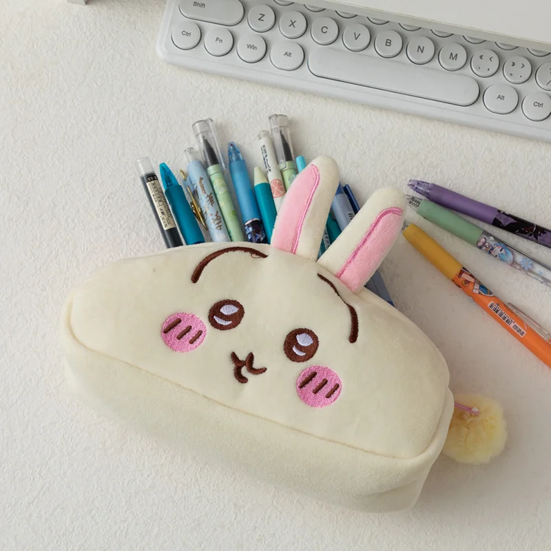 かわいいチーカワのぬいぐるみペンケース、漫画のハチワレウサギ - Packaging のレビューと価格